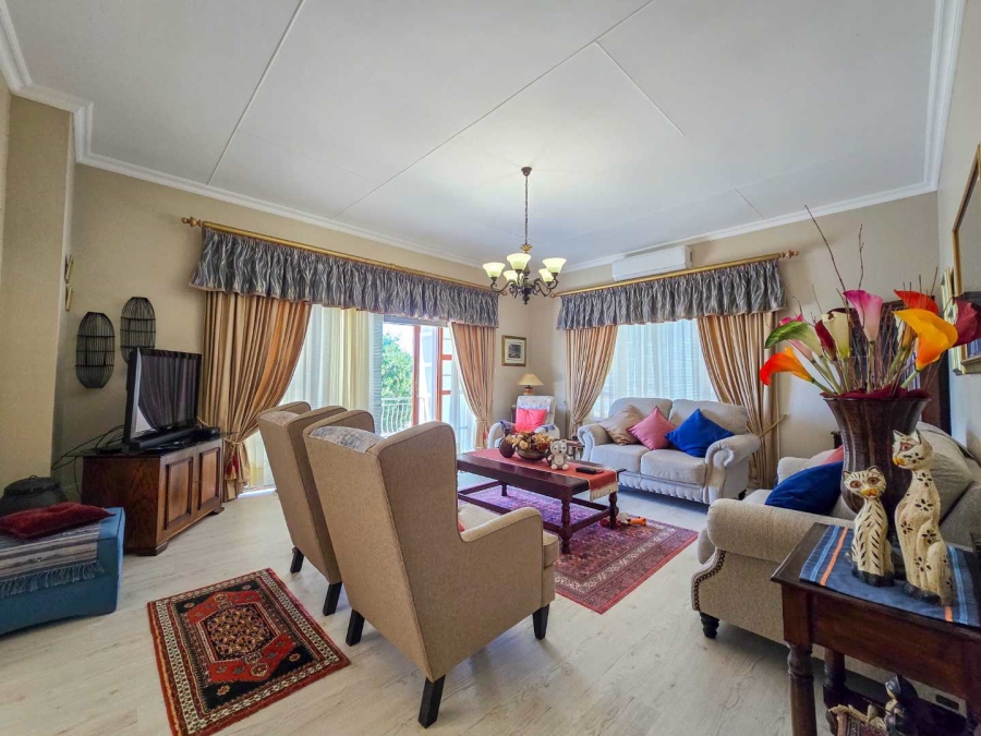 4 Bedroom Property for Sale in Stilbaai Wes Western Cape